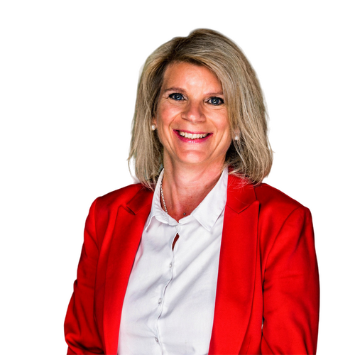 Lächelnde Mitarbeiterin im roten Blazer von mein heizöl (Lang Energie AG)
